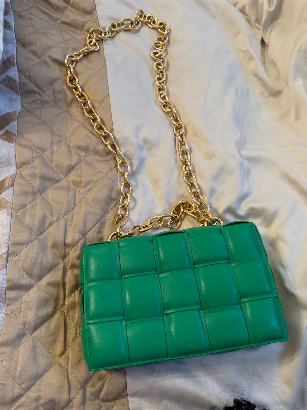 Emerald Quilted Shoulder Bag with Gold Chain